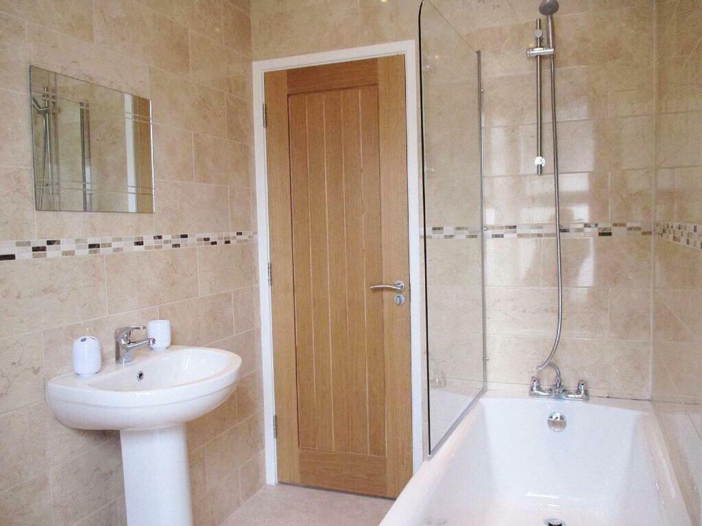 The Bonting Beautiful Three Bed Townhouse Near Harbour And Beach Torquay Exterior photo